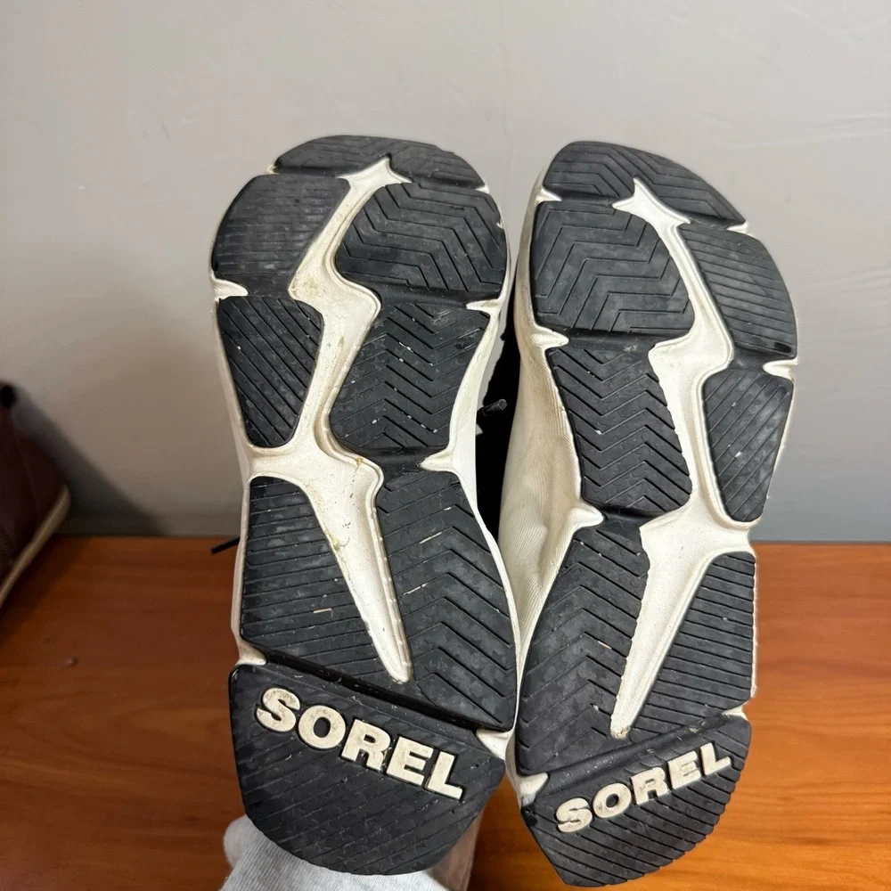 Sorel‎ Kinetic RNGD Caribou Waterproof Insulated Boots Black Women's Hiking 6
